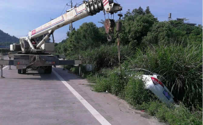 海东重载吊车救援